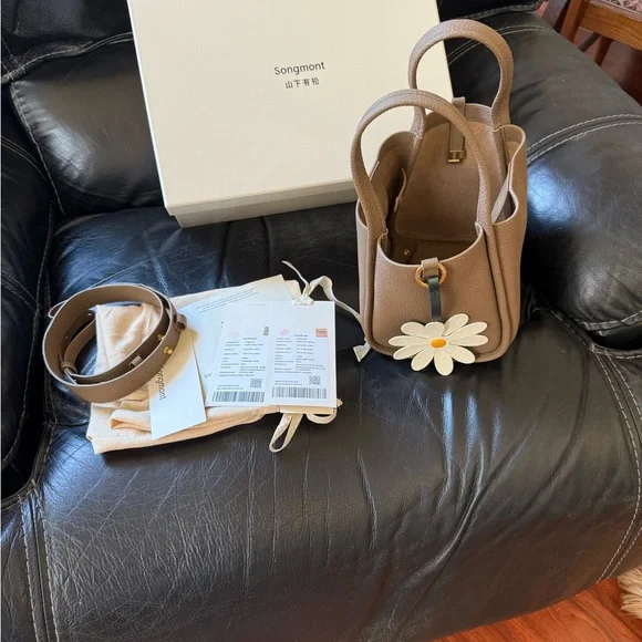 Songmont Medium Song Bag - Taupe Leather - Picture 6 of 8